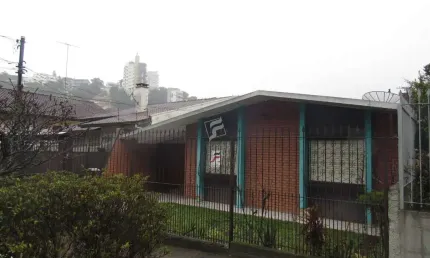 Casa com 3 quartos para alugar no São Leopoldo, Caxias do Sul , 118 m2 por R$ 2.750