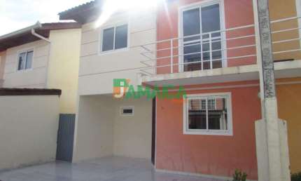 Sobrado à venda no Uberaba com 03 quartos | Residencial Springfield - 5273