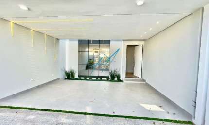 Casa à venda em Maringá, Jardim Imperial, com 3 quartos, com 180 m²