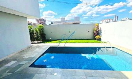 Casa à venda em Maringá, Jardim Cidade Monções, com 3 quartos, com 237.5 m²