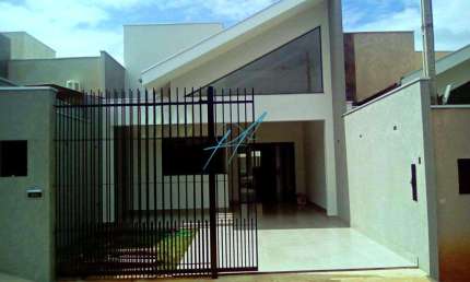 Casa à venda em Maringá, Jardim Monte Rei, com 3 quartos, com 103.3 m²