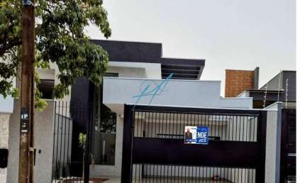Casa à venda em Maringá, Conjunto João de Barro Champagnat, com 3 quartos, com 88 m²