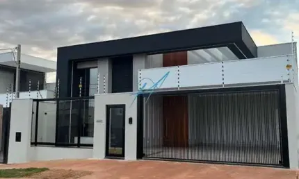 Casa à venda em Maringá, Jardim Munique, com 3 suítes, com 209.55 m²