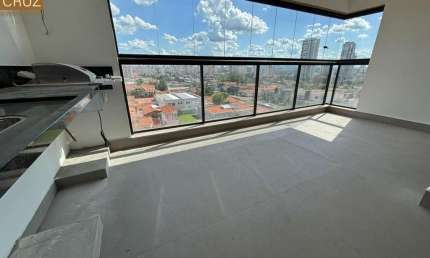 Apartamento NOVO, 3 dormitórios, moderno, com sacada gourmet, com lazer. Bairro São Judas