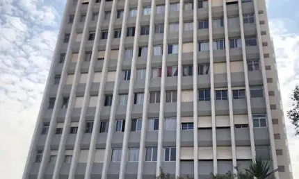 Apartamento amplo, andar alto, com linda vista panorâmica, no bairro Vila Boyes