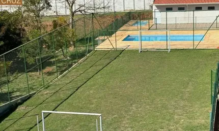 Terreno em condomínio fechado, ótimo, plano, em rua calma e arborizada, no Campestre