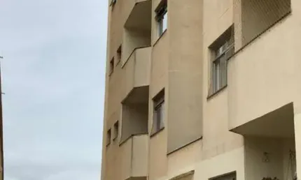 Apartamento andar alto, dois dormitórios, no bairro alto