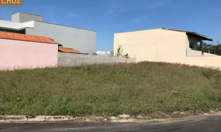 Terreno plano, esquina, com excelente localização no bairro campestre