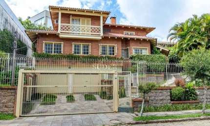 Casa com 4 quartos à venda na Rua de La Grange, 339, Três Figueiras, Porto Alegre por R$ 4.280.000