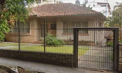 Casa com 4 quartos à venda na Rua Eça de Queiroz, 843, Petrópolis, Porto Alegre por R$ 1.915.000