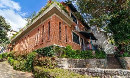 Casa com 4 quartos à venda na Rua Amélia Teles, 215, Petrópolis, Porto Alegre por R$ 850.000