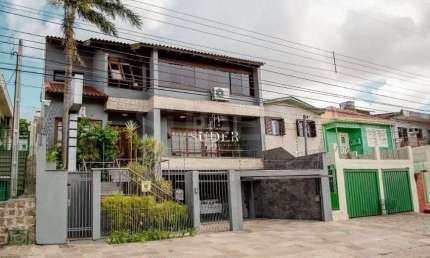 Casa com 5 quartos à venda na Avenida Circular, 361, Chácara das Pedras, Porto Alegre por R$ 2.350.000