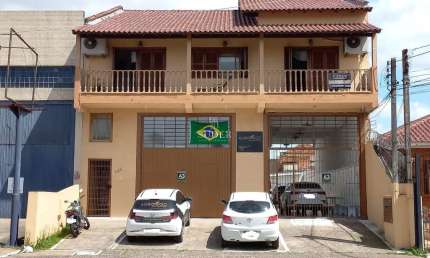 Casa com 3 quartos à venda na Rua Dona Sebastiana, 185, São João, Porto Alegre por R$ 1.600.000
