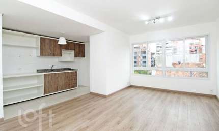 Apartamento com 2 quartos à venda na Rua Mário Antunes da Cunha, 185, Petrópolis, Porto Alegre por R$ 650.000