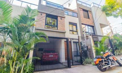 Casa com 3 quartos à venda na Rua Américo Vespucio, 306, Higienópolis, Porto Alegre por R$ 1.044.000