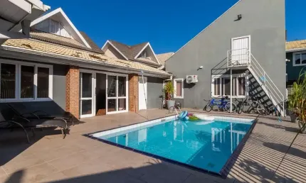 Casa com 3 quartos à venda na Rua Padre José Martini, --, Santa Felicidade, Curitiba por R$ 1.300.000
