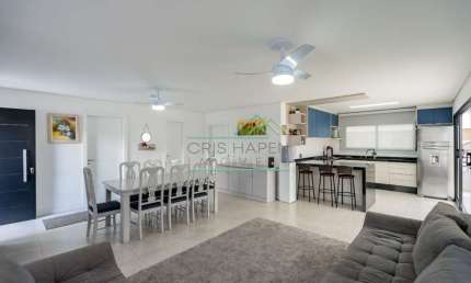 Casa com 4 quartos à venda na Jacinto Antunes da Silva, --, Água Verde, Curitiba por R$ 1.690.000