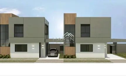 Casa com 3 quartos à venda na Rua Leon Tolstoi, --, Lindóia, Curitiba por R$ 650.000