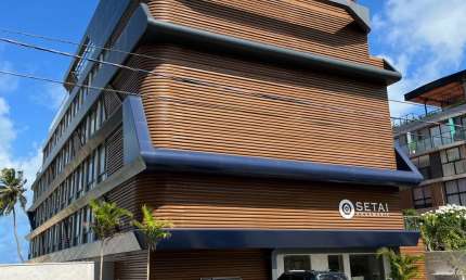IMAGINE VIVER OU INVESTIR EM UM FLAT ‘PÉ NA AREIA’ COM VISTA PARA O MAR, EM JOÃO PESSOA PB.