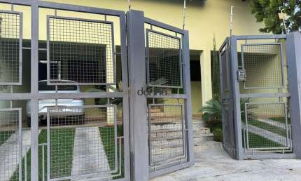 Casa com 4 quartos à venda na Rua Doutor Aulo de Oliveira, Jardim São Bento, Uberaba