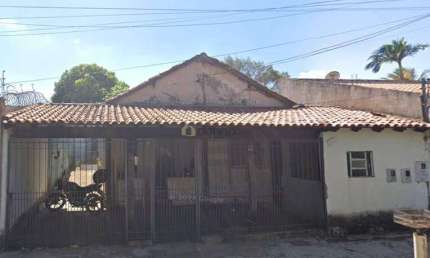 Casa com 3 quartos à venda na Rua Espanha, Boa Vista, Uberaba