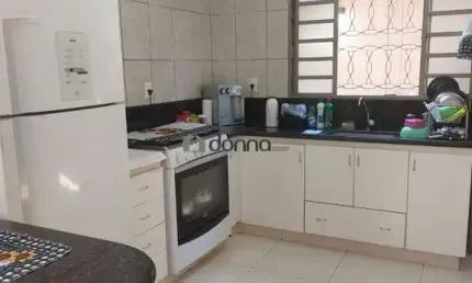 Casa 3 quartos no bairro Pacaembú com uma Ótima Localização .