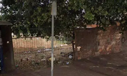 Terreno à venda na Avenida João XXIII, Parque das Américas, Uberaba