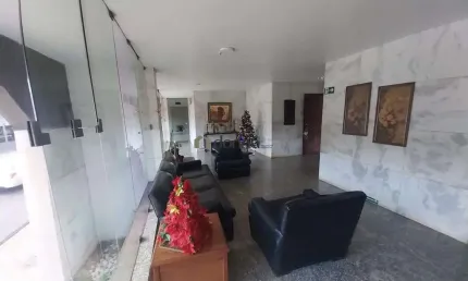 Apartamento com 3 quartos à venda na Avenida Leopoldino de Oliveira, Centro, Uberaba