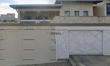 Casa à venda na Rua Doutor Silvério José Bernardes, São Sebastião, Uberaba