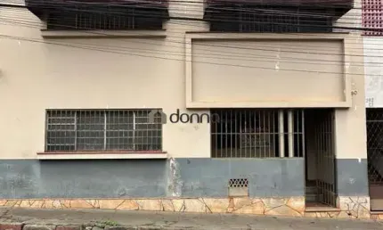 Apartamento à venda, 6 quartos, 3 vagas, Centro - Uberaba/MG
