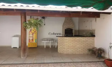 Casa com 3 quartos à venda na Avenida Mei Mei, Manhattan, Uberaba