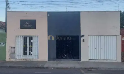 CASA 3 QUARTOS S/ 1 SUÍTE E 2 PONTOS DE COMÉRCIO - BOA VISTA