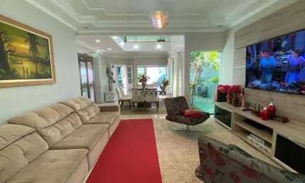 Casa à venda, 4 quartos, 4 suítes, 3 vagas, Jardim do Lago - Uberaba/MG