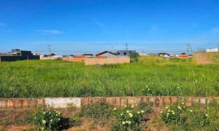 Terreno à venda com 300m², com muro no fundo, Bairro Jardim Maracanã - Uberaba - MG