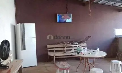 Casa à venda, 2 quartos, 4 vagas, Jardim Itália - Uberaba/MG