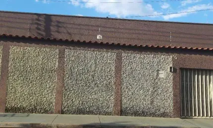 Casa com 3 dormitórios à venda, 164 m² por R$ 300.000,00 - Laranjeiras - Uberaba/MG