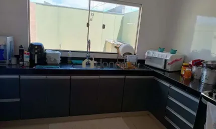 Casa à venda, 2 quartos, 2 suítes, 2 vagas, Parque das Laranjeiras - Uberaba/MG
