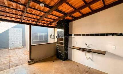 Casa à venda, 3 quartos, 1 suíte, 2 vagas, Cidade Nova - Uberaba/MG