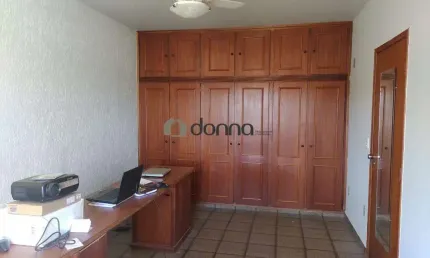 Casa à venda, 3 quartos, 3 vagas, Fabrício - Uberaba/MG