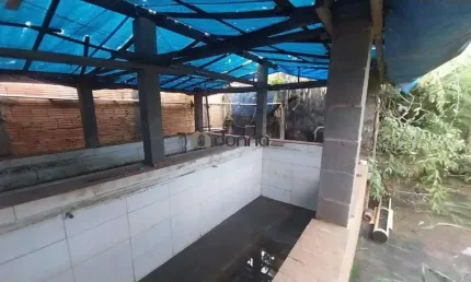 Casa à venda, 1 quarto, 2 vagas, Lourdes - Uberaba/MG