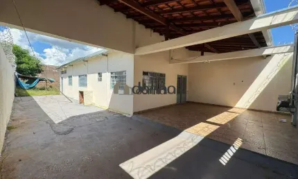 Casa com 2 quartos à venda na Rua João Pessoa, Nossa Senhora da Abadia, Uberaba