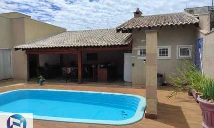 Imperdível Casa de Luxo em São José do Rio Preto - Jardim Moysés Miguel Haddad: 4 quartos, 4 suítes, 3 salas, 5 vagas, 540m². Confira!