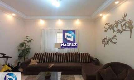 Imperdível casa à venda em São José do Rio Preto-SP, Jardim Nazareth  3 quartos, 1 suíte, 3 salas, 3 vagas, 200m².