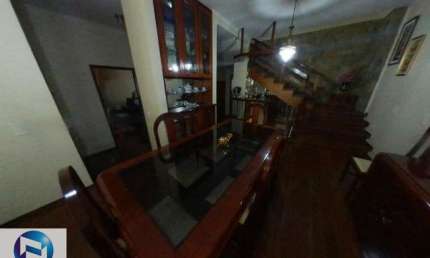 Sobrado para Venda, Vila Diniz, 5 quartos sendo 3 suítes, 2 salas, armários planejados, sauna, 6 vagas de garagem, sacada, piscina, varanda, quintal,