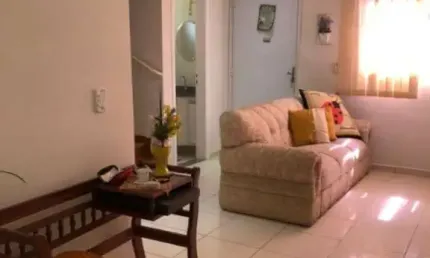 Casa em Condomínio à Venda em São José do Rio Preto-SP, Bairro Caparroz/Condomínio Fechado - 3 Quartos, 1 Suíte, 2 Salas, 3 Banheiros, 1 Vaga - 100m².