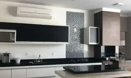 Imperdível Casa à Venda em São José do Rio Preto-SP, no Bairro Village Damha II: 3 quartos, 2 suítes, 2 salas, 5 banheiros, 4 vagas, 165,63 m².