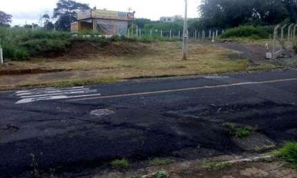 Terreno Comercial à Venda em São José do Rio Preto-SP, Jardim Conceição  465m² de Área