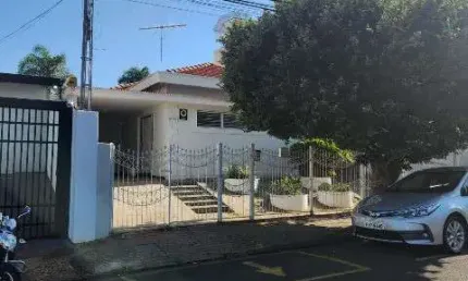 Casa Comercial para Locação,  Bairro Boa Vista: 3 Quartos, 1 Suíte, 1 Sala, 3 Vagas, 200m², prox a Unirp, com ótima localização em são josé do rio pre