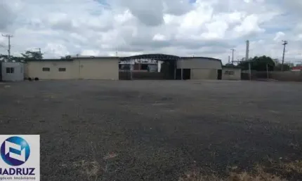 Área de 4.800 m² comercial com Barracão para alugar, 420 m² por R$ 20.000/mês - São Francisco - São José do Rio Preto/SP 13 salas Cozinha, 3 banheiros, Recepção, almoxarifado com 2 salas, guarita, sal