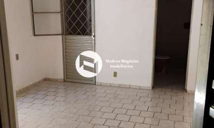 Excelente oportunidade: Casa com 1 quarto, 1 sala, 1 banheiro e 1 vaga de garagem em Bom Jardim, São José do Rio Preto-SP!